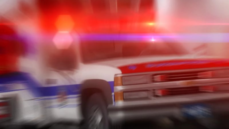 Conductor de ambulancia abandona a un paciente en Cleveland