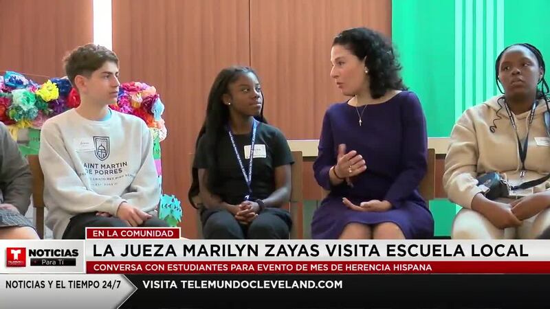 Jueza Marilyn Zayas visita escuela en Cleveland