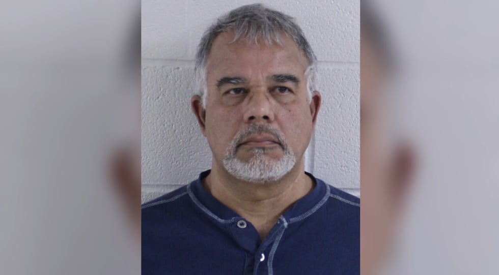 Jesse Santos, 59 (Cortesía de la Cárcel del Condado de Ashland)