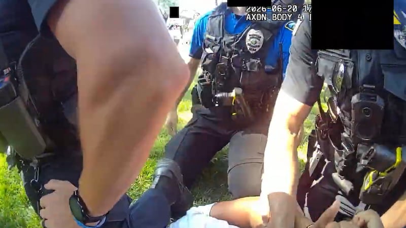 Elyria police investigate use of force on teen during arrest