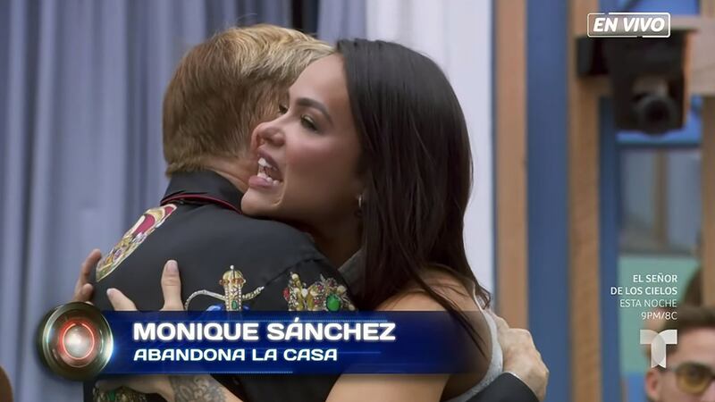 Entre lágrimas Monique Sánchez, la famosa modelo e influencer, se despide de Osmel Sousa y de...