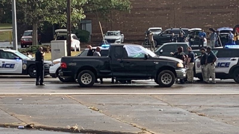 Enrique Cortés Martínez, de 45 años, fue encontrado desplomado en su camioneta la mañana del...