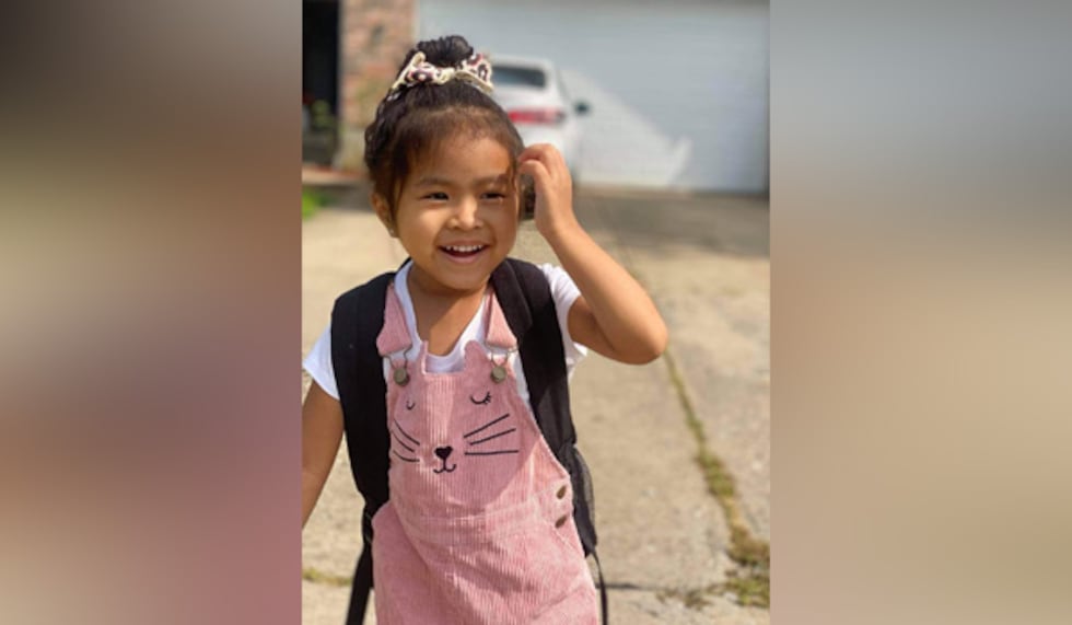 Jenny Dim, de 9 años, fue encontrada muerta cerca de un estanque en Florence, Kentucky, el...