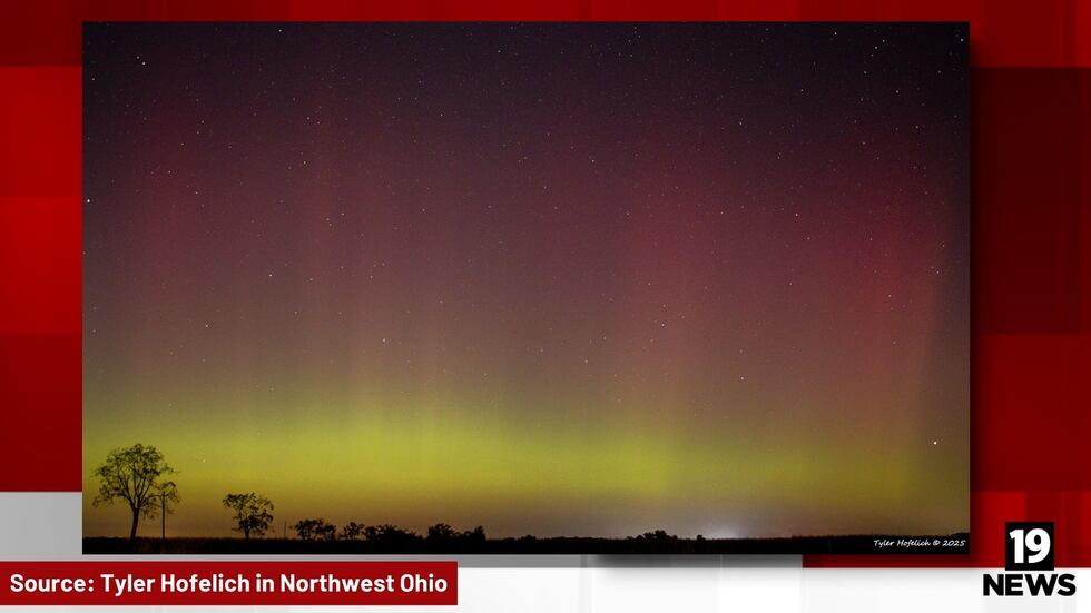Las auroras boreales fueron visibles aquí en Ohio y en gran parte del país debido a una fuerte...