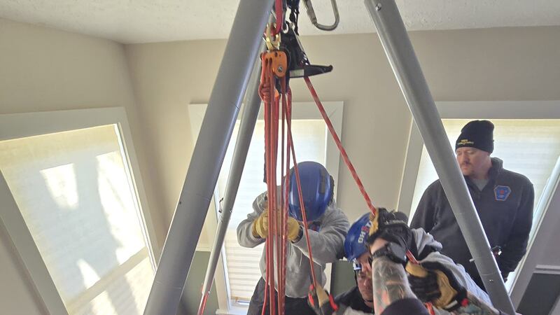 La Agencia de Manejo de Emergencias (EMA) del condado de Butler rescató a una perrita que...