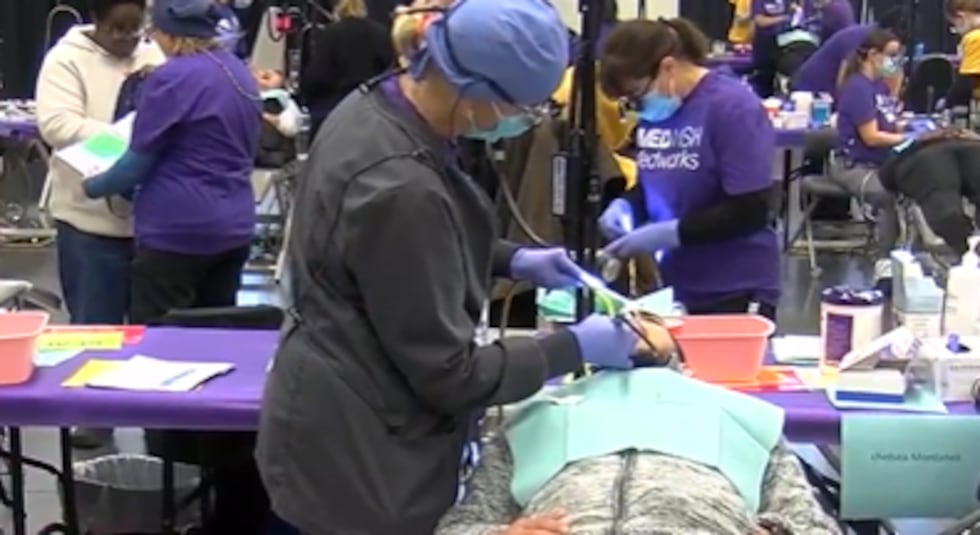 Clínica dental y médica gratuita
