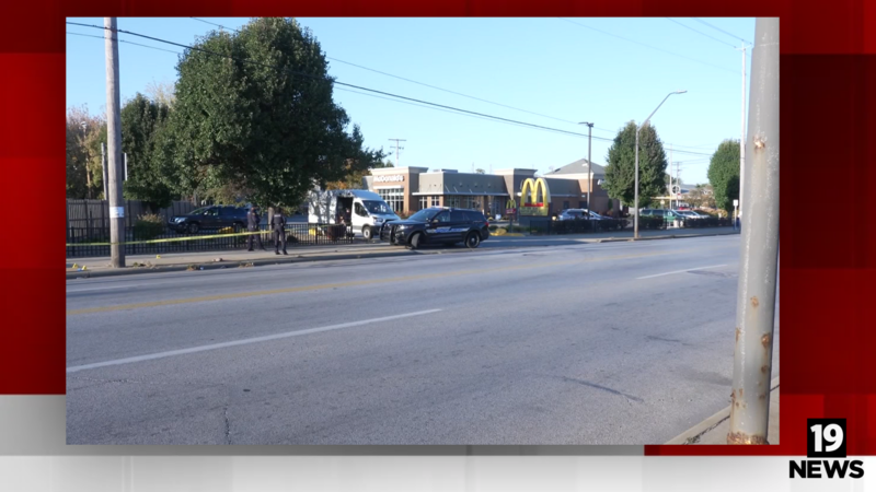 El Quinto Distrito de la Policía de Cleveland responde a un tiroteo en la esquina de E. 105th...