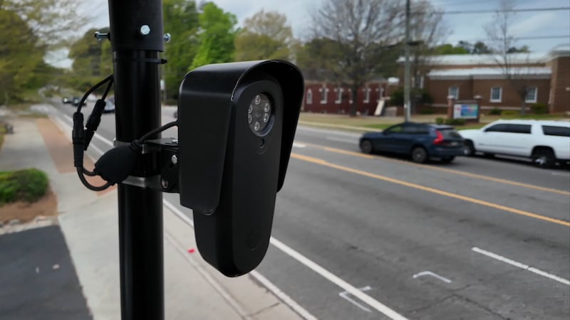 Flock camera as drivers pass by
