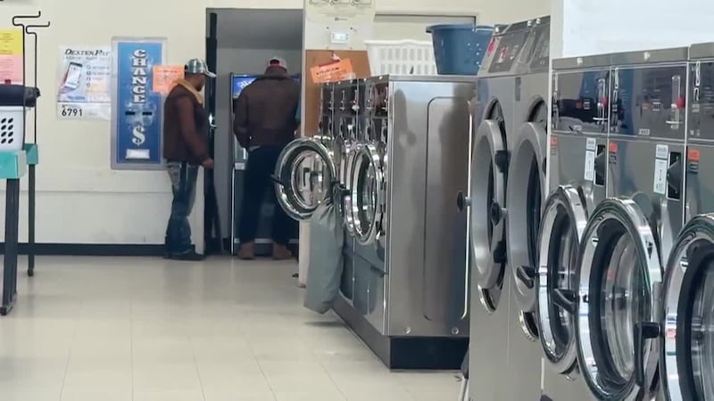Reportan supuesta redada en una lavandería. Una empleada compartió video de cuando supuestos...
