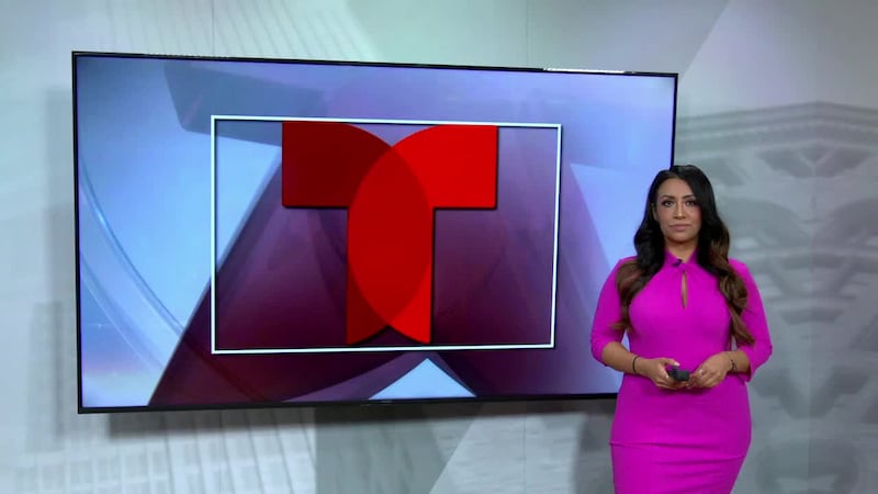 Dos adolescentes fueron hospitalizados la tarde del martes después de ser atropellados por un...